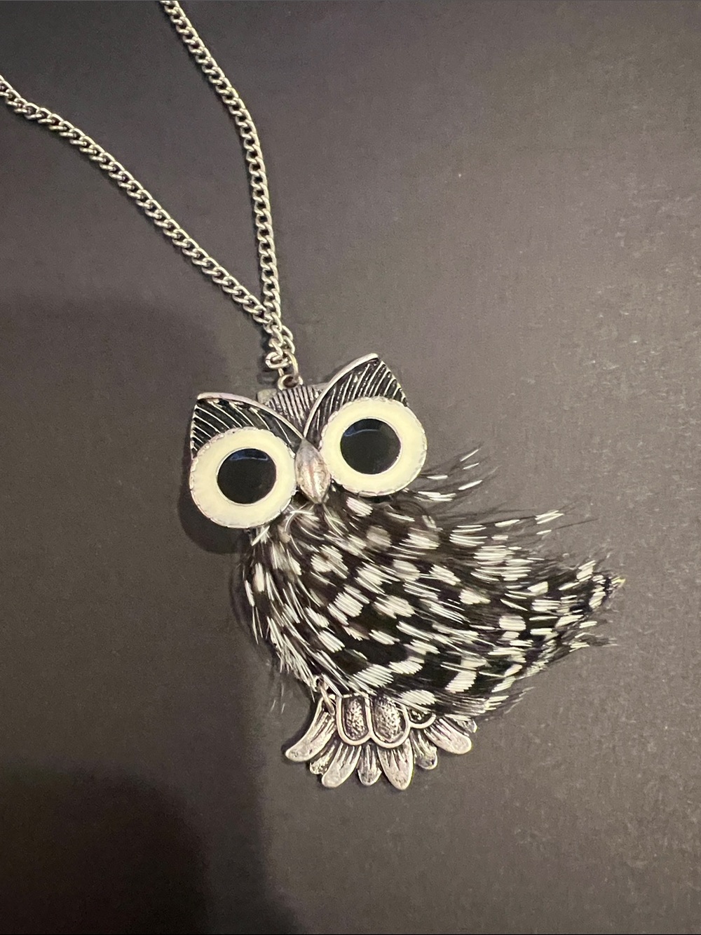 Owl Feather Pendant Necklace - Black & White